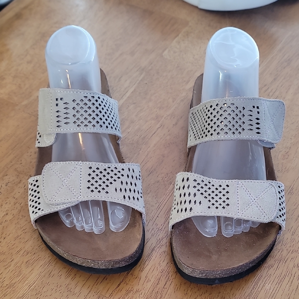 White Mountain Sandals